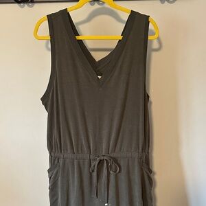 Lou & Grey Olive Green V-Neck Jumpsuit